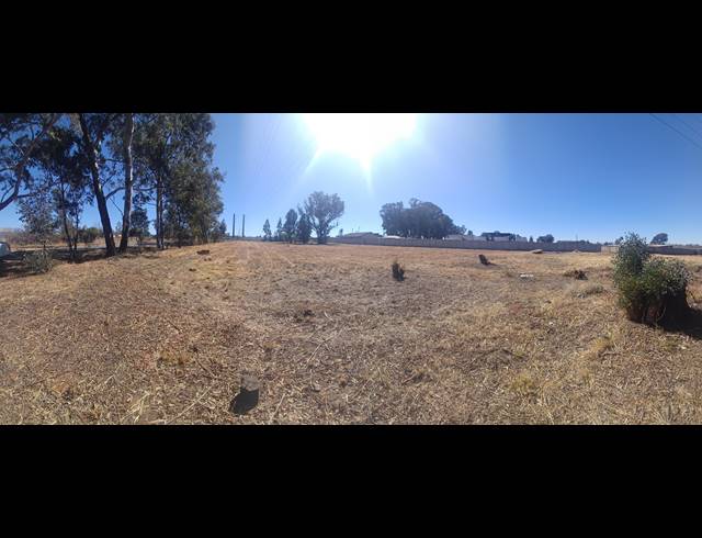 4,047M² VACANT LAND FOR SALE IN HIGHBURY